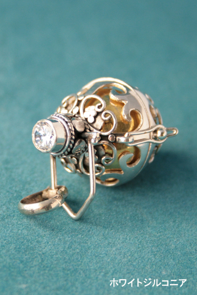 ガムランボール（アラベスク）ホワイトジルコニア