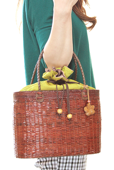 巾着フタ付き手さげカゴアタバッグ　ブラウン