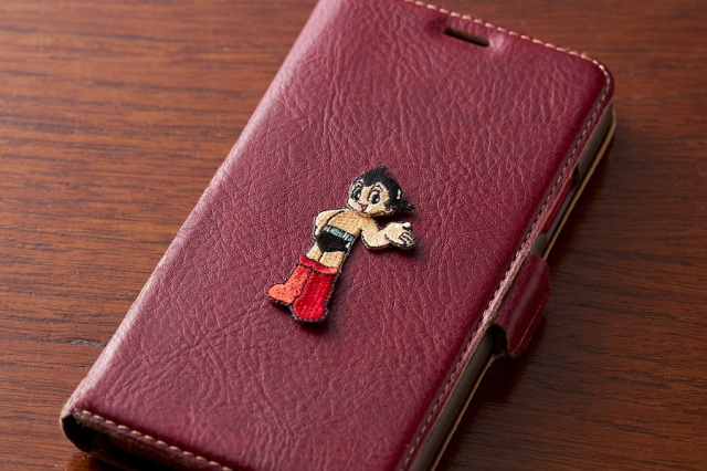 LM(エルム)立体刺繍ブローチ　 黒のお洋服にもバッチリ、軽くて便利 LMエルム ブラック・ジャック立体刺繍ブローチ