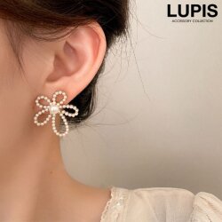 フェミンパールフラワーピアス