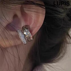 メタル×パヴェ2連イヤーカフ