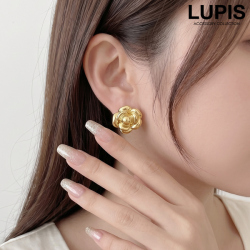 ボリュームメタルフラワーピアス