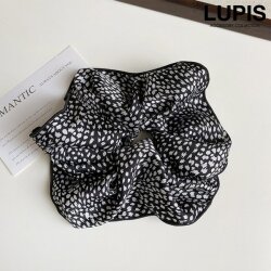 モノトーン総柄シュシュ