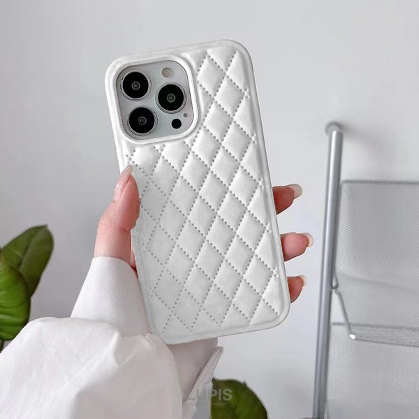 キルティング風iPhoneケース【iPhone13】 - 激安手帳型iPhoneケースの