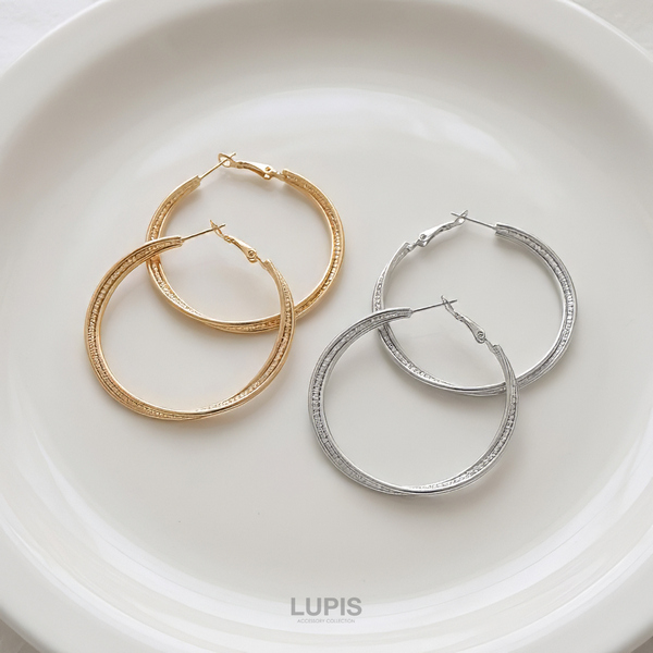 3連ツイストデザインフープピアス | 激安ピアスの通販販売 - ルピス(LUPIS)