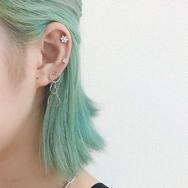 e135ピアス レディース 人気 最高級ジルコニア ピアス ハナ 「花 e135ピアス レディース 人気 最高級ジルコニア ピアス ハナ 「花
