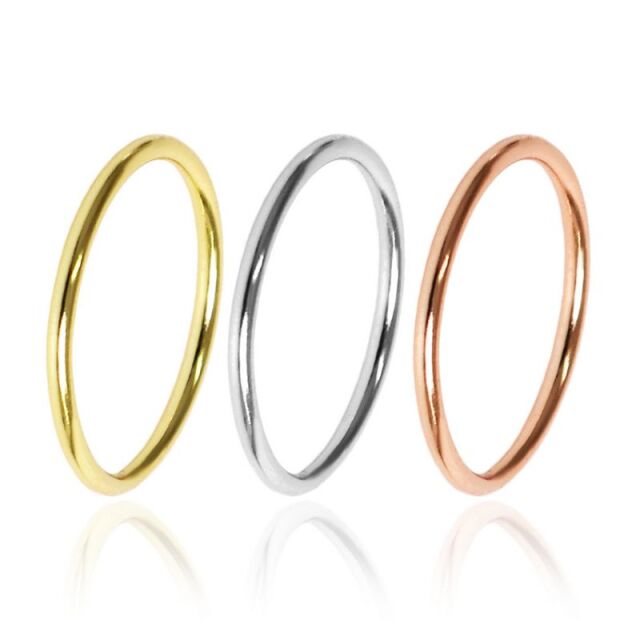 クラシックストレートピンキーリング【送料無料】- 大人ジュエリーの