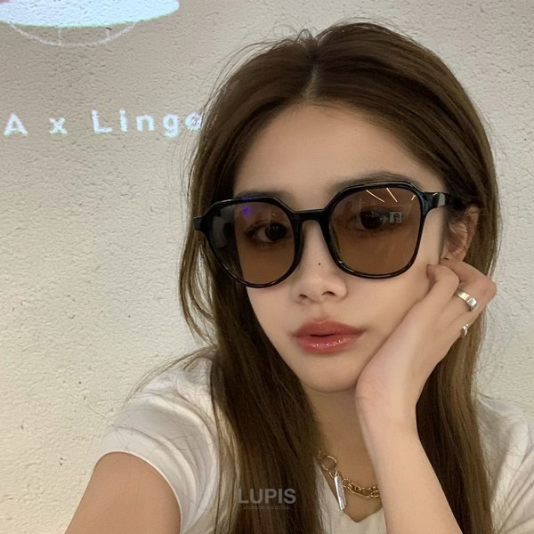 ブラウンレンズウェリントンサングラス - ヘアアクセサリーを激安で