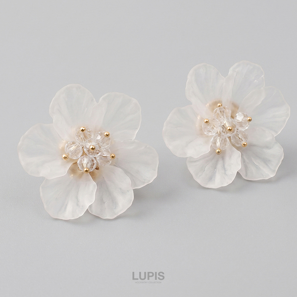 クリアビーズフラワーピアス | 激安ピアスの通販販売 - ルピス(LUPIS)
