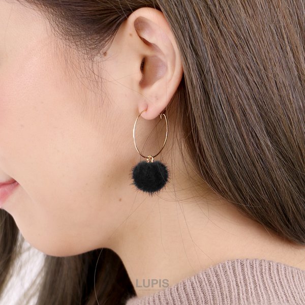 ファーボールフープピアス| 激安ピアスの通販販売 - ルピス(LUPIS)
