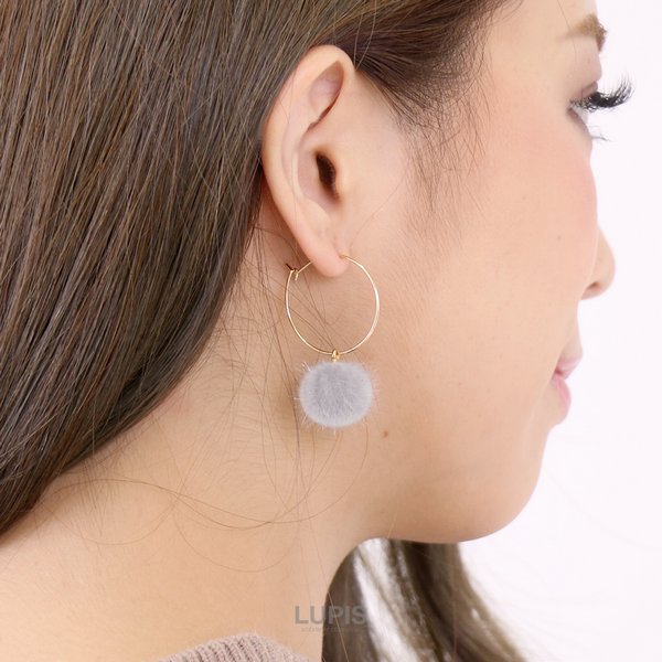 ファーボールフープピアス| 激安ピアスの通販販売 - ルピス(LUPIS)