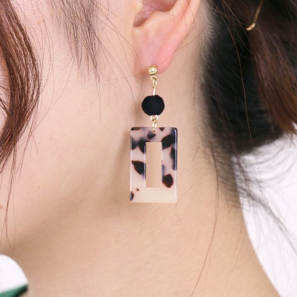 【新品同様】APROSIO & CO（アプロジオアンドコー）ピアス アプロジオ＆コー【ネックレス＆ピアス】セット - メルカリ