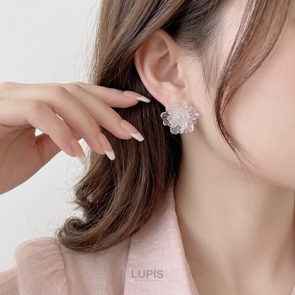 クリアフラワーピアス | 激安ピアスの通販販売 - ルピス(LUPIS)