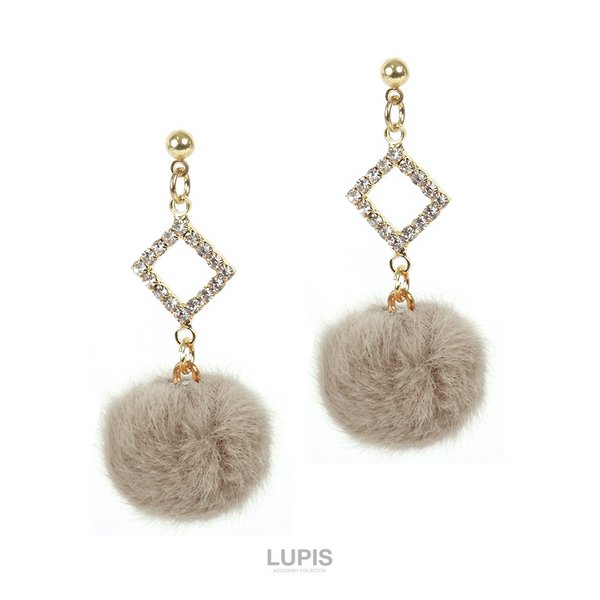 スクエアフレーム×ポンポンファーピアス | 激安ピアスの通販販売  