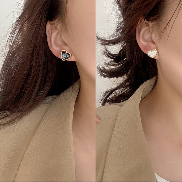 【ANNI LU】DROP ピアス \"関税込み\" 316L gros drop pierce #p97 | fino（フィノ）