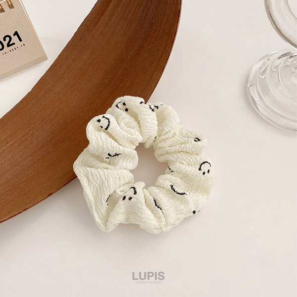 スマイルマークシュシュ - ヘアアクセサリーを激安で通販販売