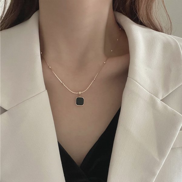 ラウンドスクエア×ステーションボールチェーンネックレス - ネックレス