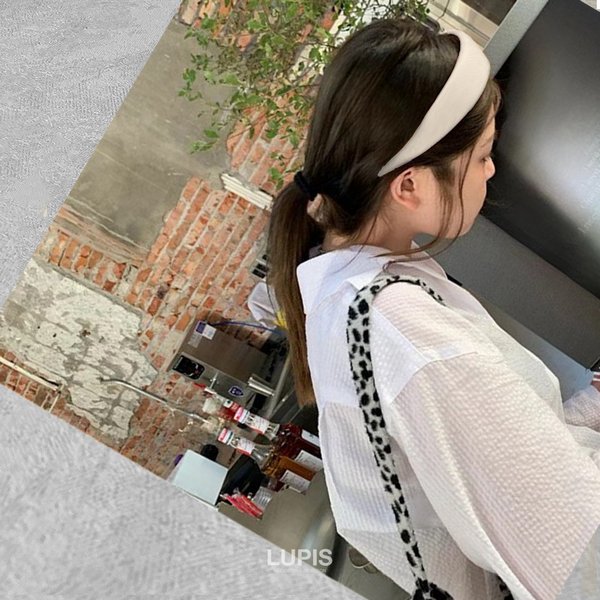 フェイクレザーワイドカチューシャ - ヘアアクセサリーを激安で通販