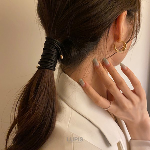 早い者勝ち レザー調ワイヤーポニー - ヘアアクセサリーを激安で通販販売 ラウンド用品・アクセサリー