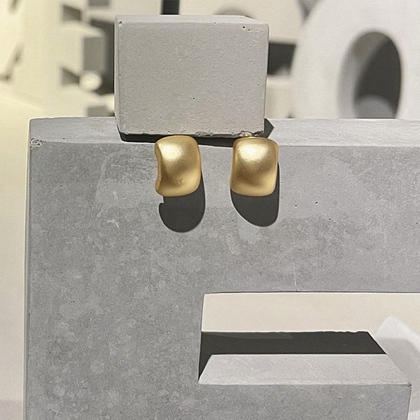 専用 ラピス MOP 水晶 トリプレットカービングピアス 14kgf/ラピス×MOP水晶プルメリアカービングと天然石ブルー
