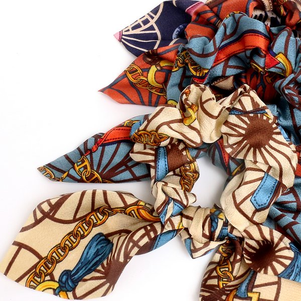 BXです❣️ 30×30cm 王一博 肖戦 スカーフのシュシュ 確認用 スカーフ柄リボンシュシュ - ヘアアクセサリーを激安で通販販売