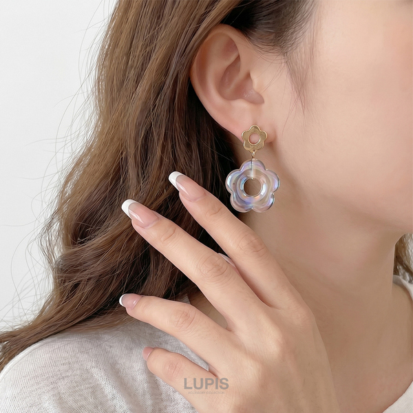 オーロラ×メタルフラワーピアス | 激安ピアスの通販販売 - ルピス(LUPIS)
