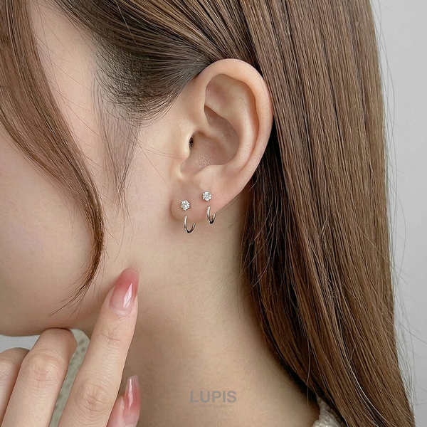 ソリティアストーンキャッチレスフープピアス - ピアスを激安で通販