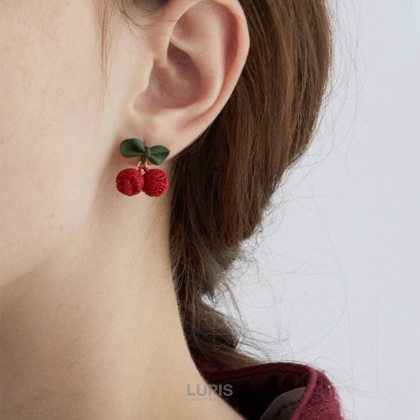 ワイヤーチェリーピアス - ピアスを激安で通販販売 | プチプラ