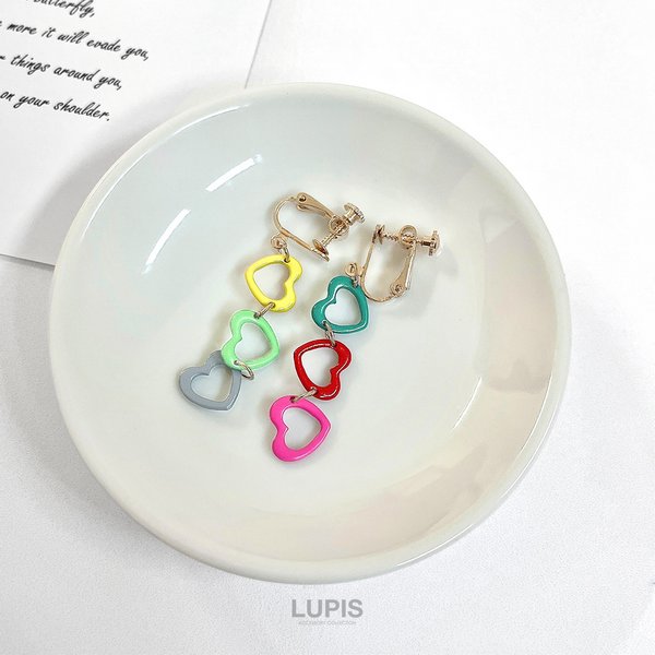 3連カラーハートイヤリング-激安イヤリングの通販販売-ルピス(LUPIS)
