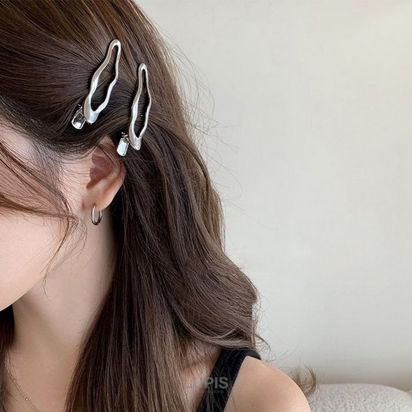 ニュアンスメタルヘアクリップ - ヘアアクセサリーを激安で通販販売