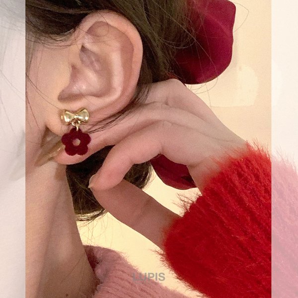 リボンピアス、フラワーネックレスまとめ買い cloudy ribbon pierce～ｸﾗｳﾃﾞｨﾘﾎﾞﾝﾋﾟｱｽ | flower／フラワー公式通販