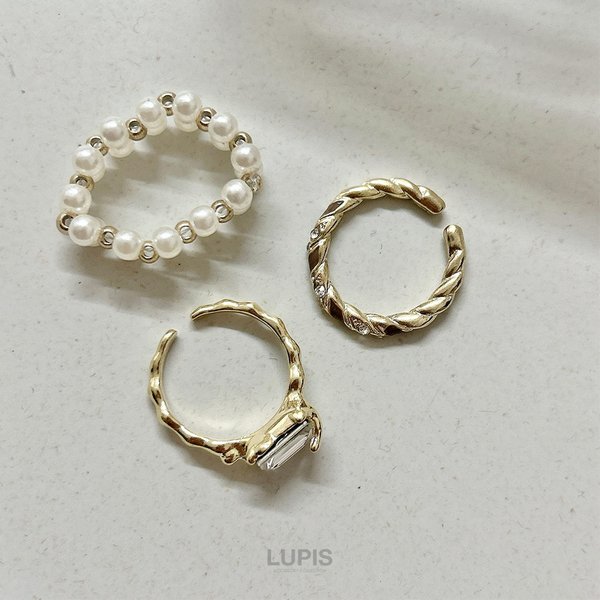 2-1400 アクセサリー他 まとめ売り WHITE SAPPHIRE CHAIN RING(2JR0569)K10 リング｜スター