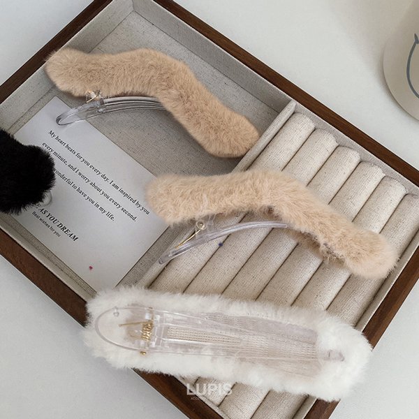 ウェーブラインファーヘアクリップ - ヘアアクセサリーを激安で通販