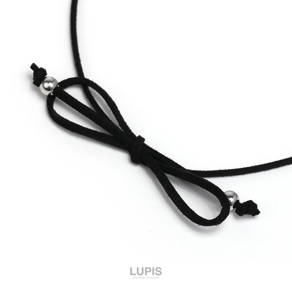 専用様✨スペシャルブレス ルビー 緻密な彫刻が織りなす、美の曲線。 シルバーが放つ奥行きある輝きは