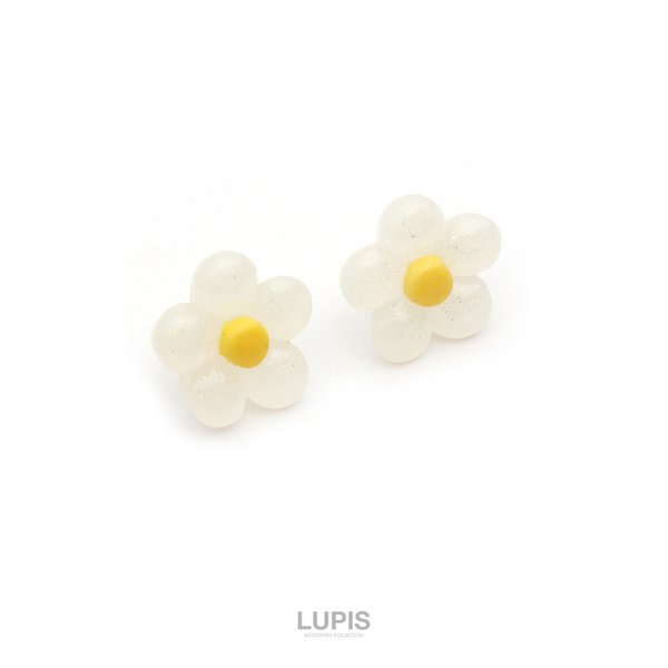 ぷっくりフラワーピアス - ピアスを激安で通販販売 | プチプラ