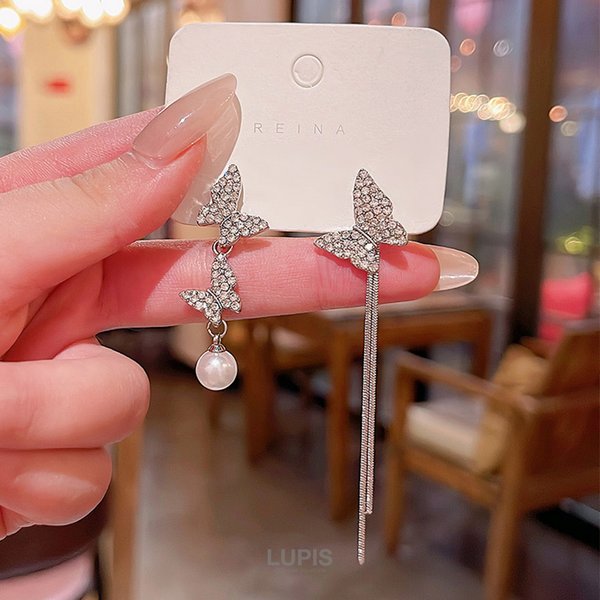 パヴェバタフライアシンメトリーピアス激安通販 - ピアスを激安で通販