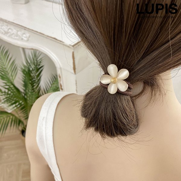 エレガントフラワーヘアゴム - ヘアアクセサリーを激安で通販販売