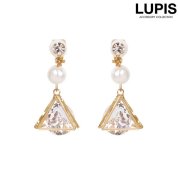 立体トライアングルパールイヤリング