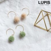 ポンポンハーフフープピアス