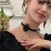 ローズチョーカーネックレス