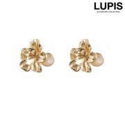 メタルフラワーピアス