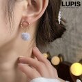 ツイストリングファーボールピアス