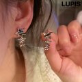 3連スターピアス