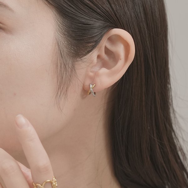 【金属アレルギー対応 316L】クロスラインステンレスフープピアス