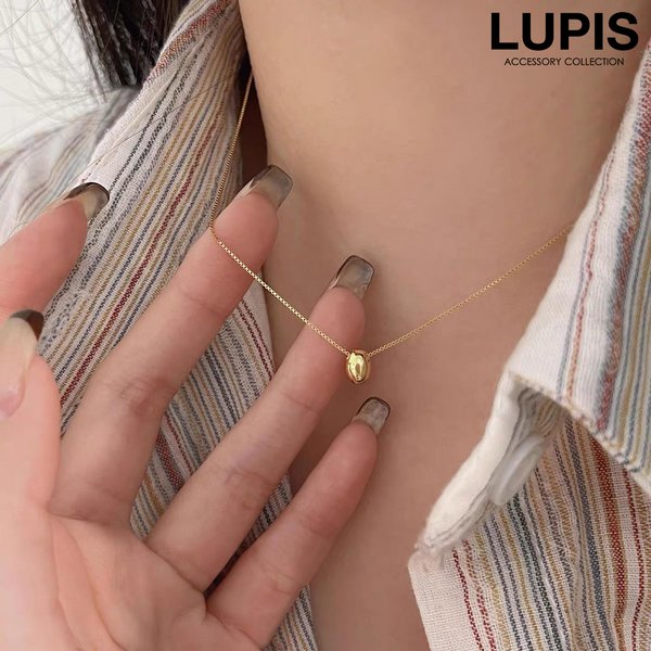 シンプルビーンネックレス