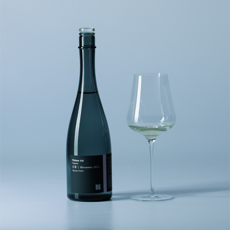 Maison Aoi メゾンアオイ 【白菫 しろすみれ】 火入れ 720ml 葵酒造 新潟県 日本酒 地酒 通販 【クール便指定】※お一人様2本限り