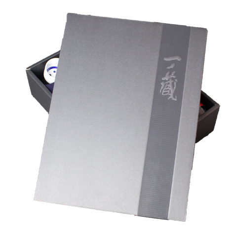 一ノ蔵ギフト箱（黒）
