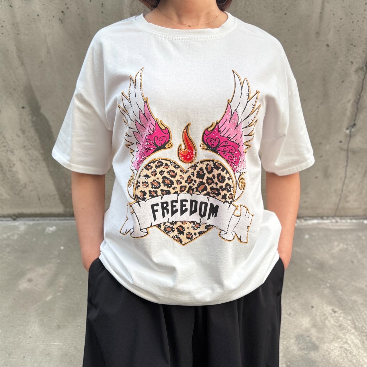 Italy  ソフト カットソー 半袖 Tシャツ FREEDOM