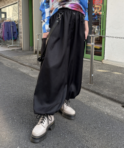 サスペンダー デザイン 裾ゴム ジョッパー ボリューム パンツ