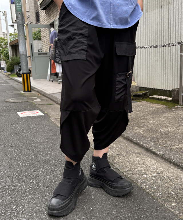 k*o様 初期　ポールハーデン　再構築　ベルテッドパンツ　アルチザン　立体裁断 サテン デザイン ポケット ジャージ 裾すぼまり テーパード パンツ